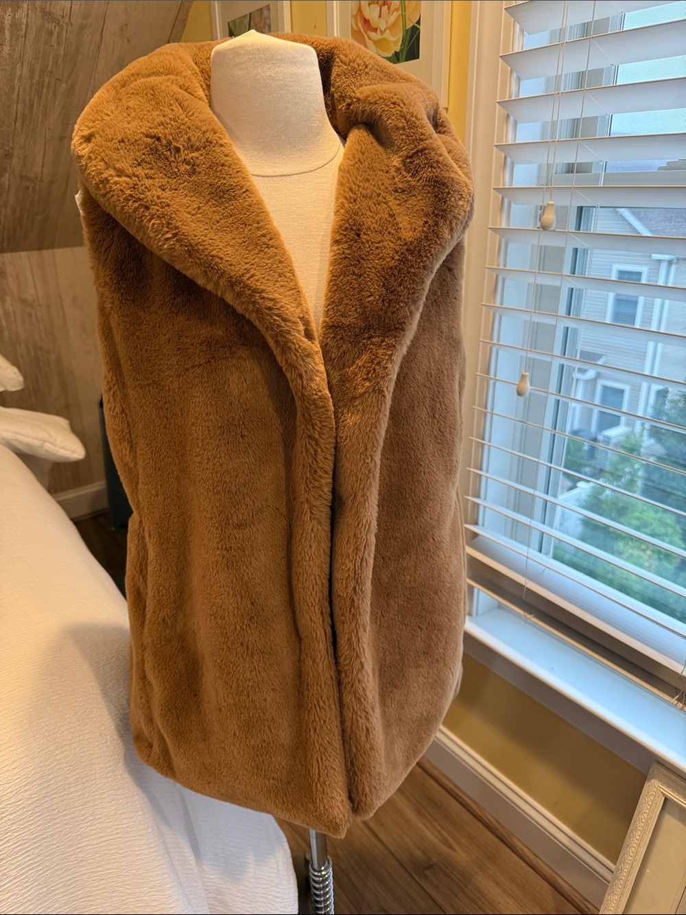 Tahari Plush Faux-Fur Teddy Coatigan - Camel Brown